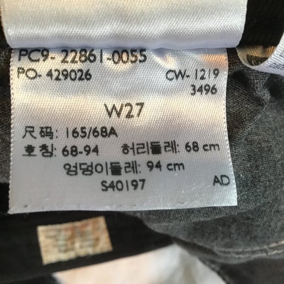 Levi's Black Icon Wedgie Raw Edge Hem Distressed Button Fly Jeans - Picture 13 of 15